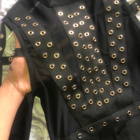 Mini black dress - Picture 3 of 3